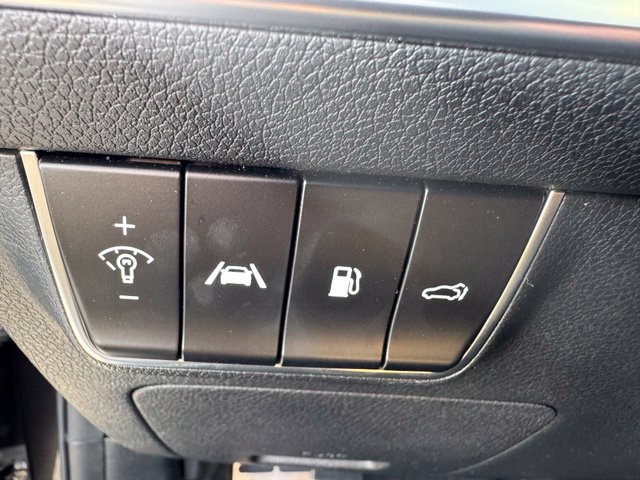 Used 2023 Kia Stinger GT2 AWD/4WD image 12