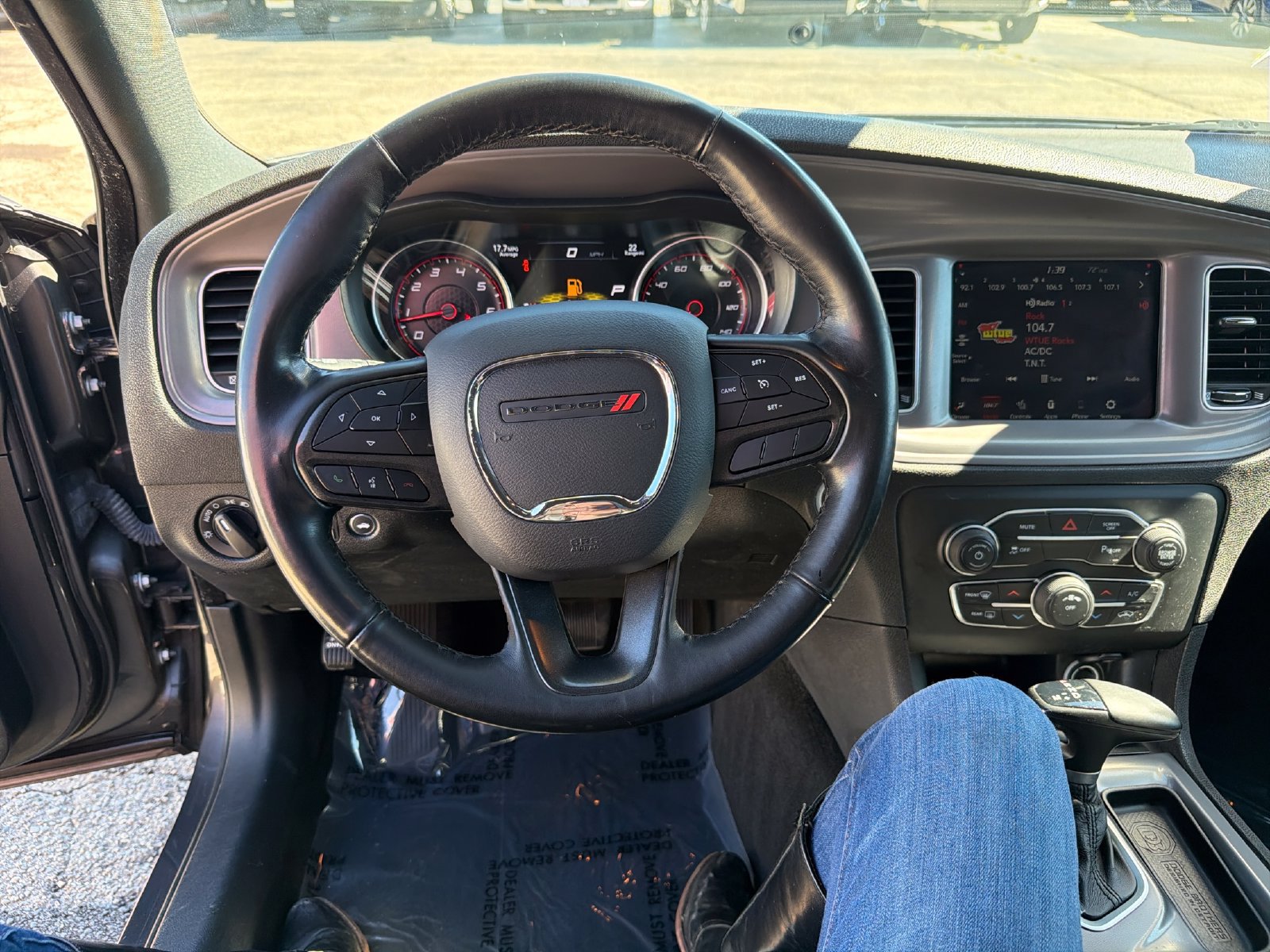 Used 2023 Dodge Charger SXT w/ Cold Weather Package RWD image 16