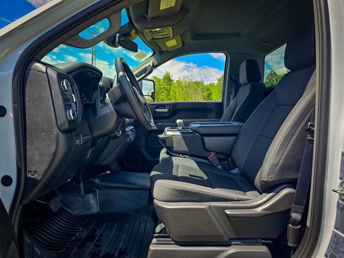 New 2026 GMC Sierra 2500 Pro w/ Convenience Package AWD/4WD image 13