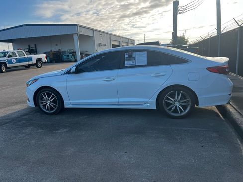 Used 2017 Hyundai Sonata Sport 2.0T image 5