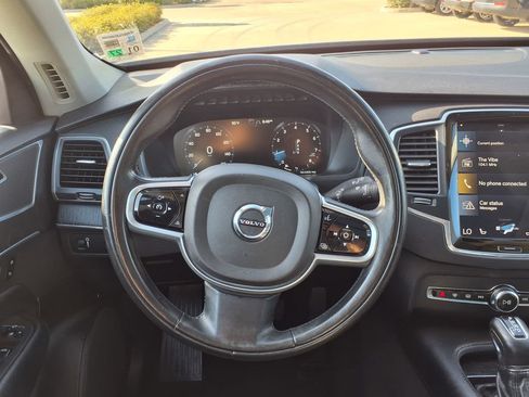 Used 2020 Volvo XC90 T6 Momentum AWD/4WD image 27