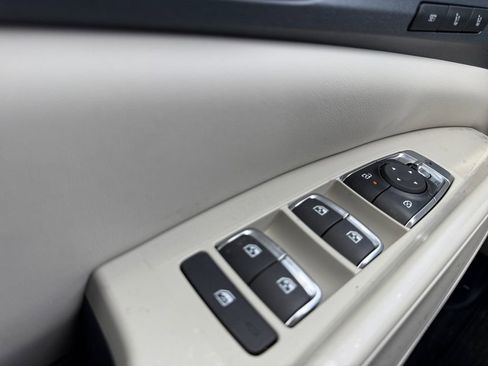 New 2026 Kia Carnival EX image 28