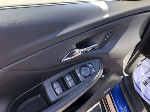 Used 2017 Chevrolet Volt Premier w/ Driver Confidence II Package image 13