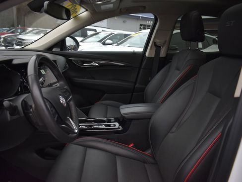 Used 2023 Buick Envision Essence w/ Technology Package I image 14