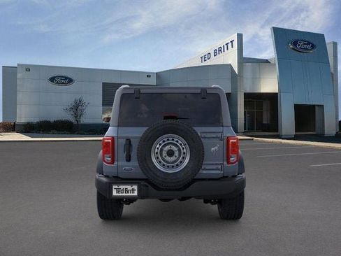 New 2025 Ford Bronco 4-Door image 6