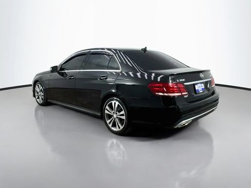 Used 2016 Mercedes-Benz E 350 4MATIC Sedan image 5
