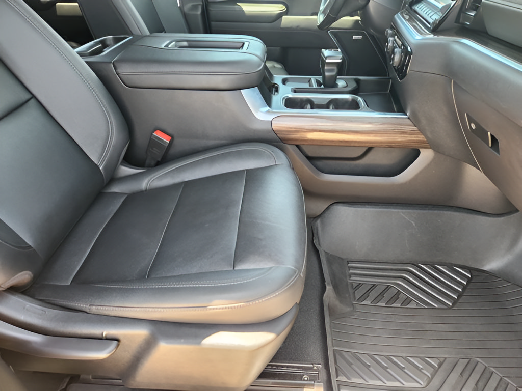 Used 2022 Chevrolet Silverado 1500 LT Trail Boss w/ LT Trail Boss Premium Package AWD/4WD image 14