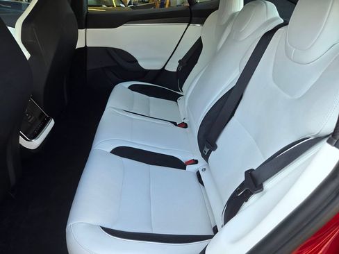 Used 2024 Tesla Model S Plaid AWD/4WD image 15