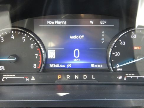 Used 2024 Ford Explorer XLT w/ Equipment Group 202A AWD/4WD image 23