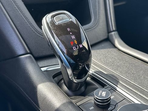 Used 2020 Cadillac XT5 Premium Luxury image 30