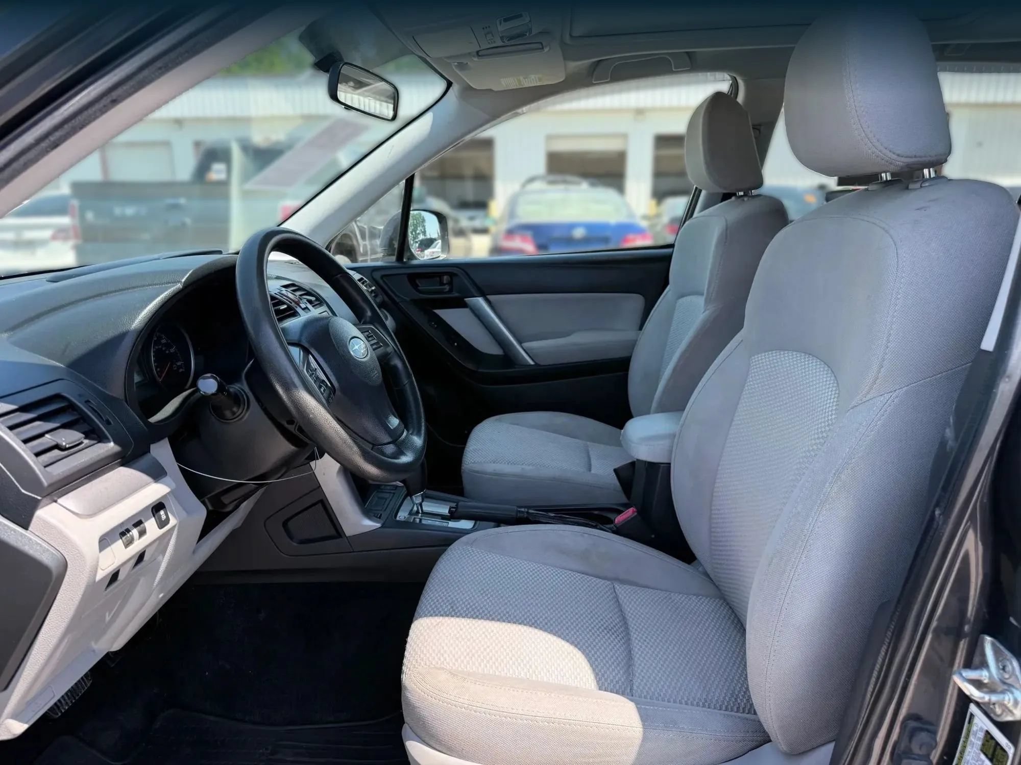 Used 2015 Subaru Forester 2.5i Premium w/ All-Weather Package AWD/4WD image 2