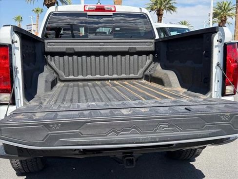 Certified 2023 Chevrolet Colorado Trail Boss w/ Technology Package AWD/4WD image 13