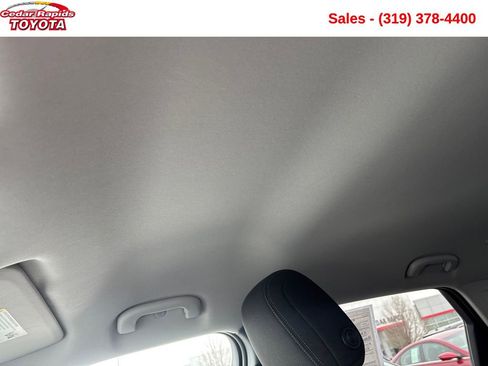 Used 2023 Chevrolet TrailBlazer LT w/ Convenience Package image 25