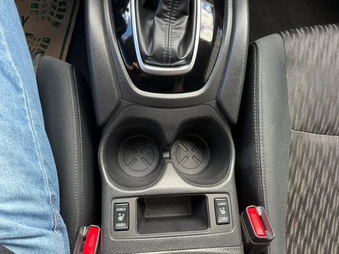 Used 2019 Nissan Rogue SV w/ Sun & Sound Touring Package image 21