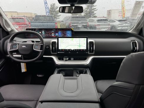 New 2026 Ford Expedition Platinum w/ Driver's Package image 23