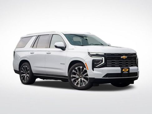 New 2026 Chevrolet Tahoe High Country AWD/4WD image 3