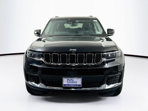 Used 2023 Jeep Grand Cherokee L Limited AWD/4WD image 2