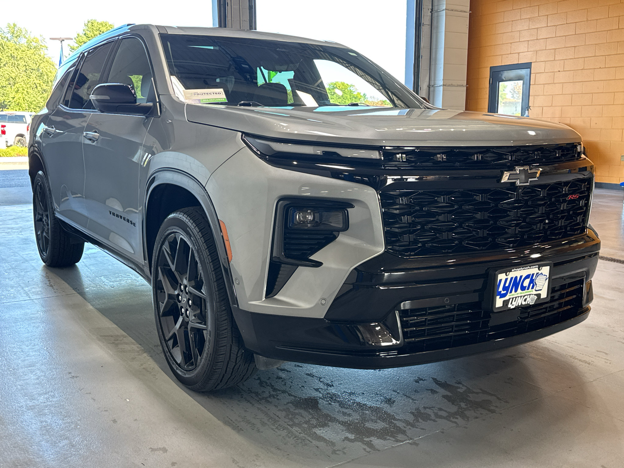 Used 2026 Chevrolet Traverse RS AWD/4WD image 8