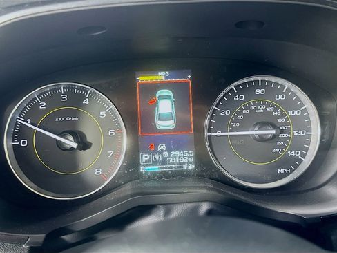 Used 2022 Subaru Crosstrek 2.5i Sport w/ Moonroof Package AWD/4WD image 24