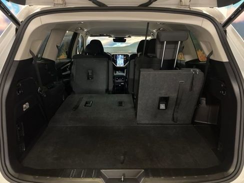 Used 2024 Subaru Ascent Premium w/ Convenience Package image 59