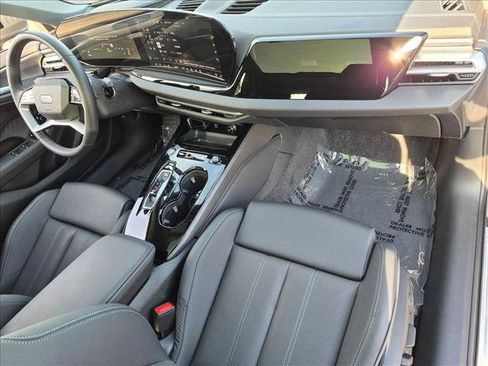 Used 2025 Audi A5 2.0T Premium Plus w/ Premium Plus AWD/4WD image 19