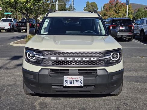 Used 2025 Ford Bronco Sport Big Bend image 8