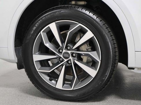 Used 2024 Audi Q5 2.0T Premium w/ Convenience Package AWD/4WD image 36