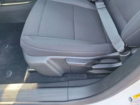 New 2026 Chevrolet Equinox EV LT image 14