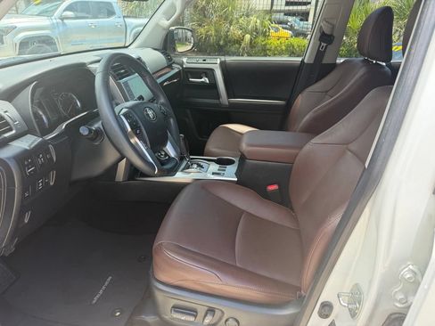 Used 2022 Toyota 4Runner Limited AWD/4WD image 11