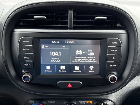 Used 2021 Kia Soul LX FWD image 19