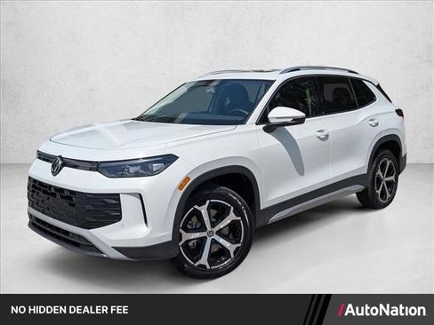 New 2026 Volkswagen Tiguan SE AWD/4WD image 1