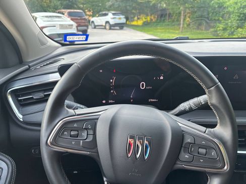Used 2025 Buick Encore GX Preferred FWD image 29