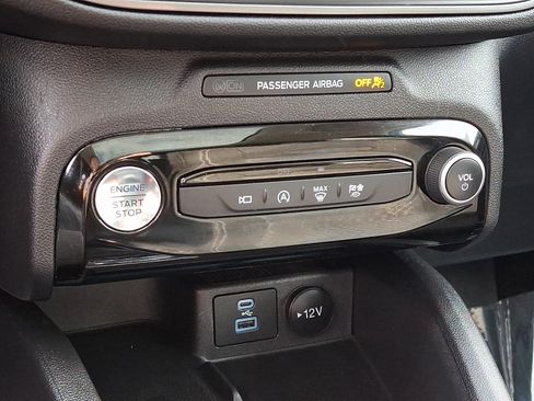 Used 2023 Ford Escape Active w/ Tech Pack #2 AWD/4WD image 16