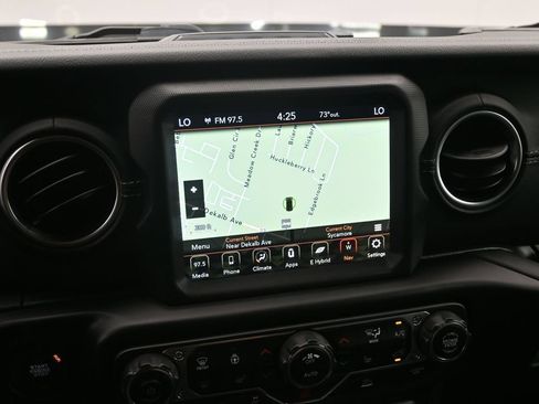Used 2021 Jeep Wrangler Unlimited Sahara w/ Cold Weather Group AWD/4WD image 17