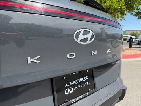 Used 2024 Hyundai Kona SEL AWD/4WD image 29
