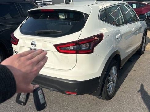 Used 2020 Nissan Rogue Sport S w/ Appearance Package image 4