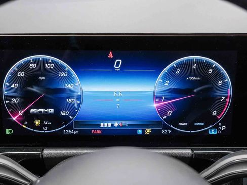 New 2026 Mercedes-Benz GLA 35 AMG 4MATIC image 23