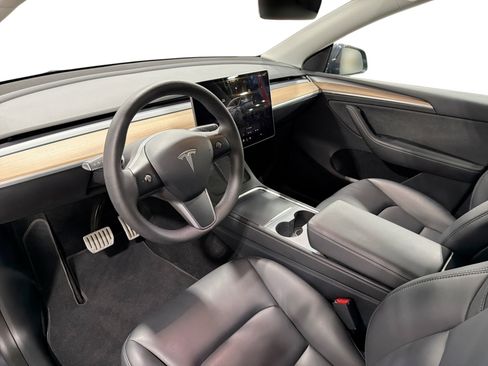 Certified 2023 Tesla Model Y Performance AWD/4WD image 7