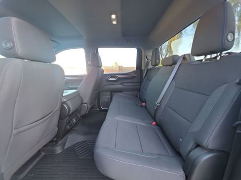 Used 2022 Chevrolet Silverado 1500 LT Trail Boss AWD/4WD image 23