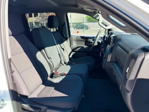 Used 2021 Chevrolet Silverado 1500 Custom RWD image 37