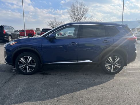 Used 2023 Nissan Rogue Platinum w/ Platinum Premium Package image 7