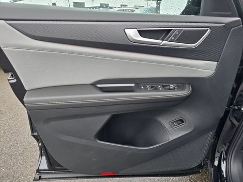 New 2026 Volkswagen Atlas Cross Sport SEL R-Line image 36