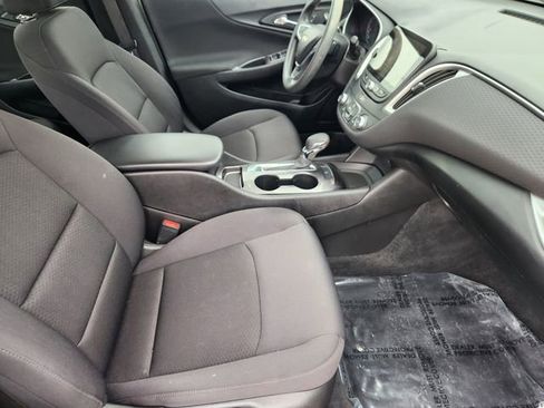 Used 2022 Chevrolet Malibu LS FWD image 13