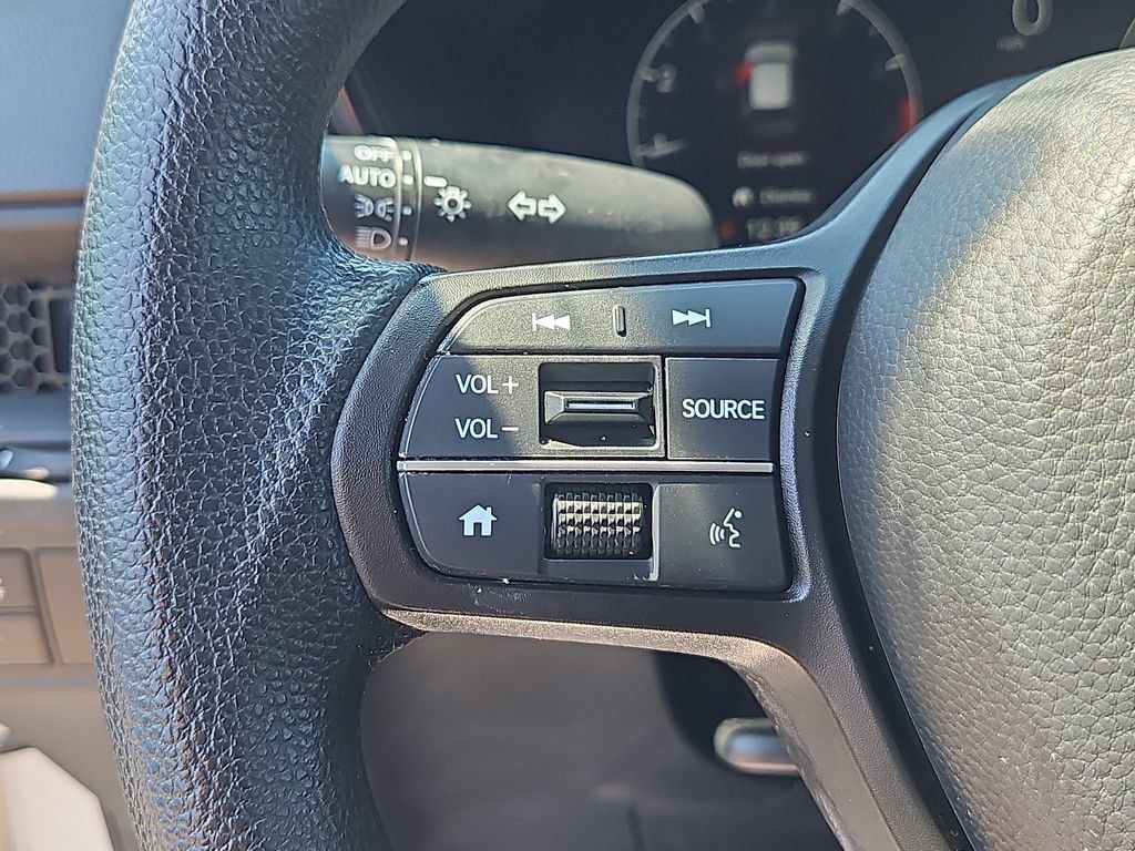 Certified 2025 Honda CR-V EX image 23