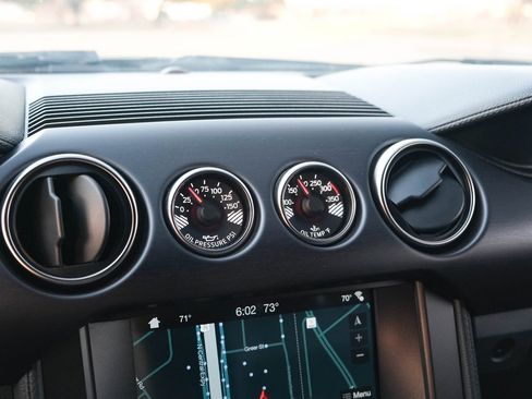 Used 2017 Ford Mustang Shelby GT350 image 30