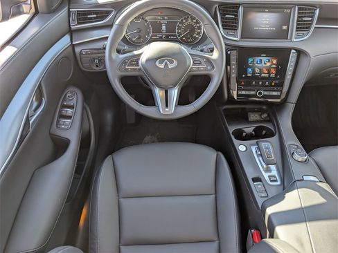Used 2025 INFINITI QX50 Pure image 22