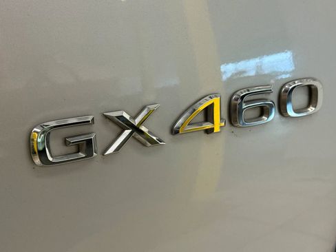 Used 2014 Lexus GX 460 Premium image 13