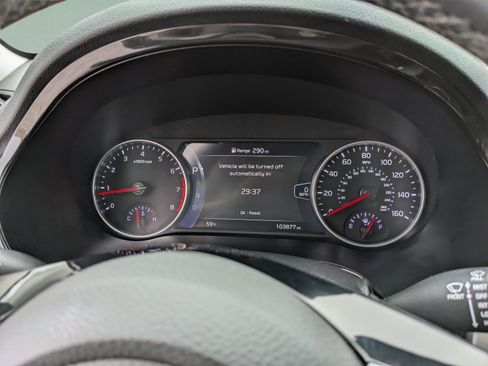 Used 2021 Kia Seltos SX w/ SX Sunroof Package image 31