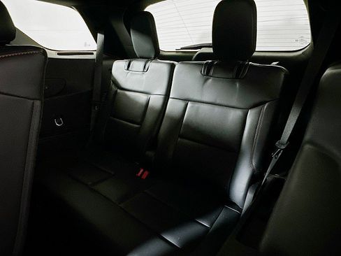 Used 2025 Ford Explorer ST-Line w/ ST-Line Street Pack image 26