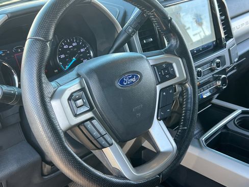 Used 2022 Ford F350 Lariat w/ Lariat Ultimate Package image 9